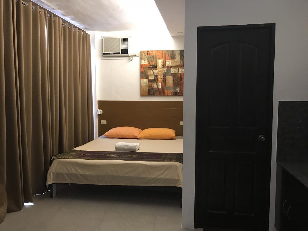 Koko'S Place Diniwid Balabag  Екстериор снимка